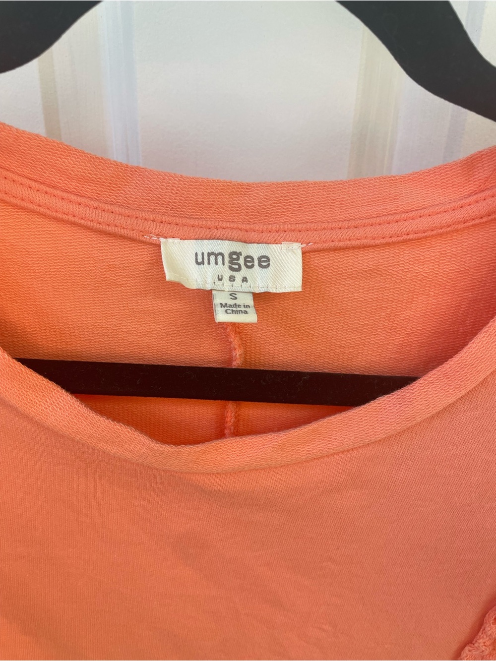 Umgee Coral Ruffle Shoulder Top - Picture 3 of 4